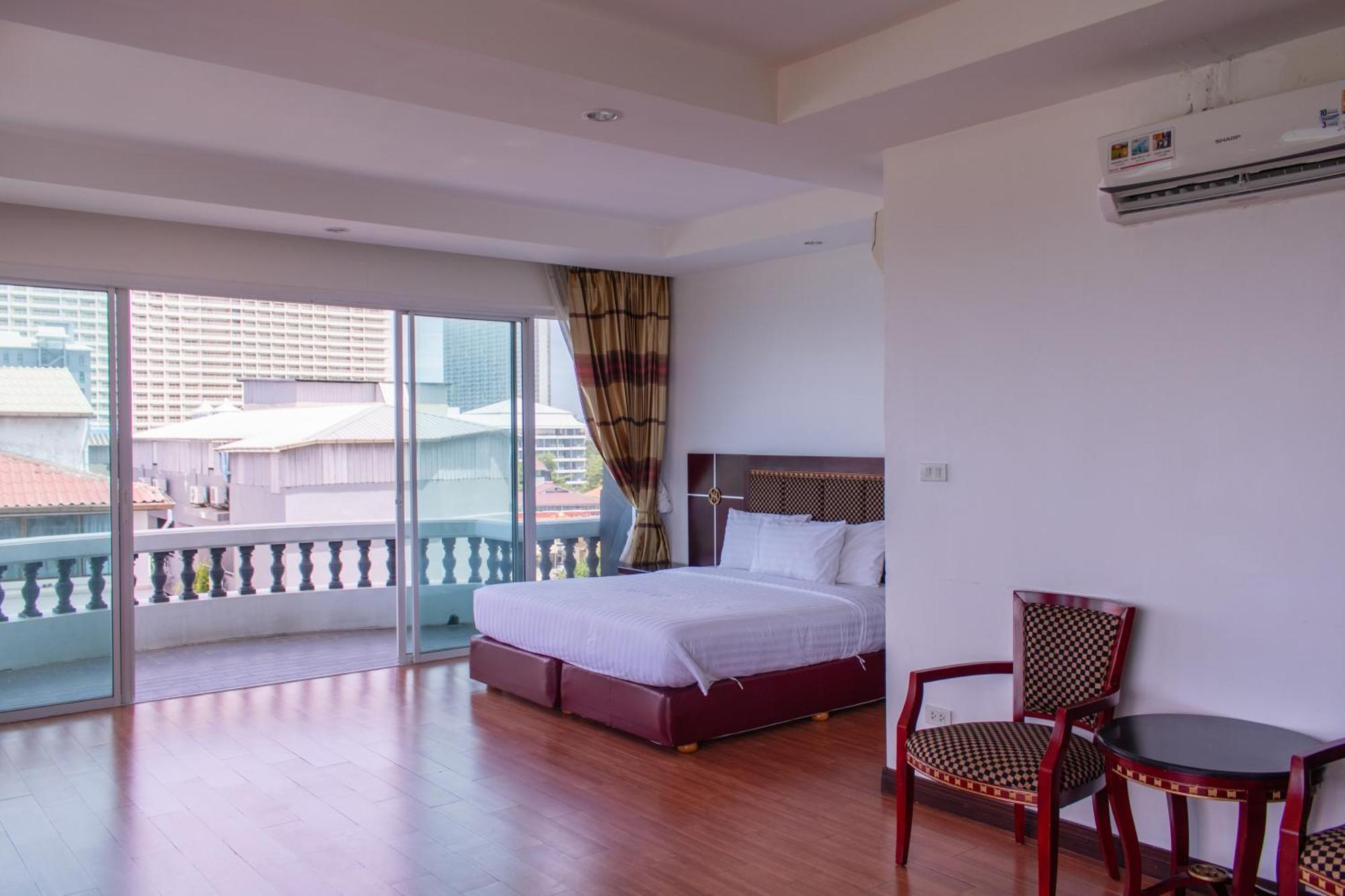 Jomtien Hisotel Bagian luar foto