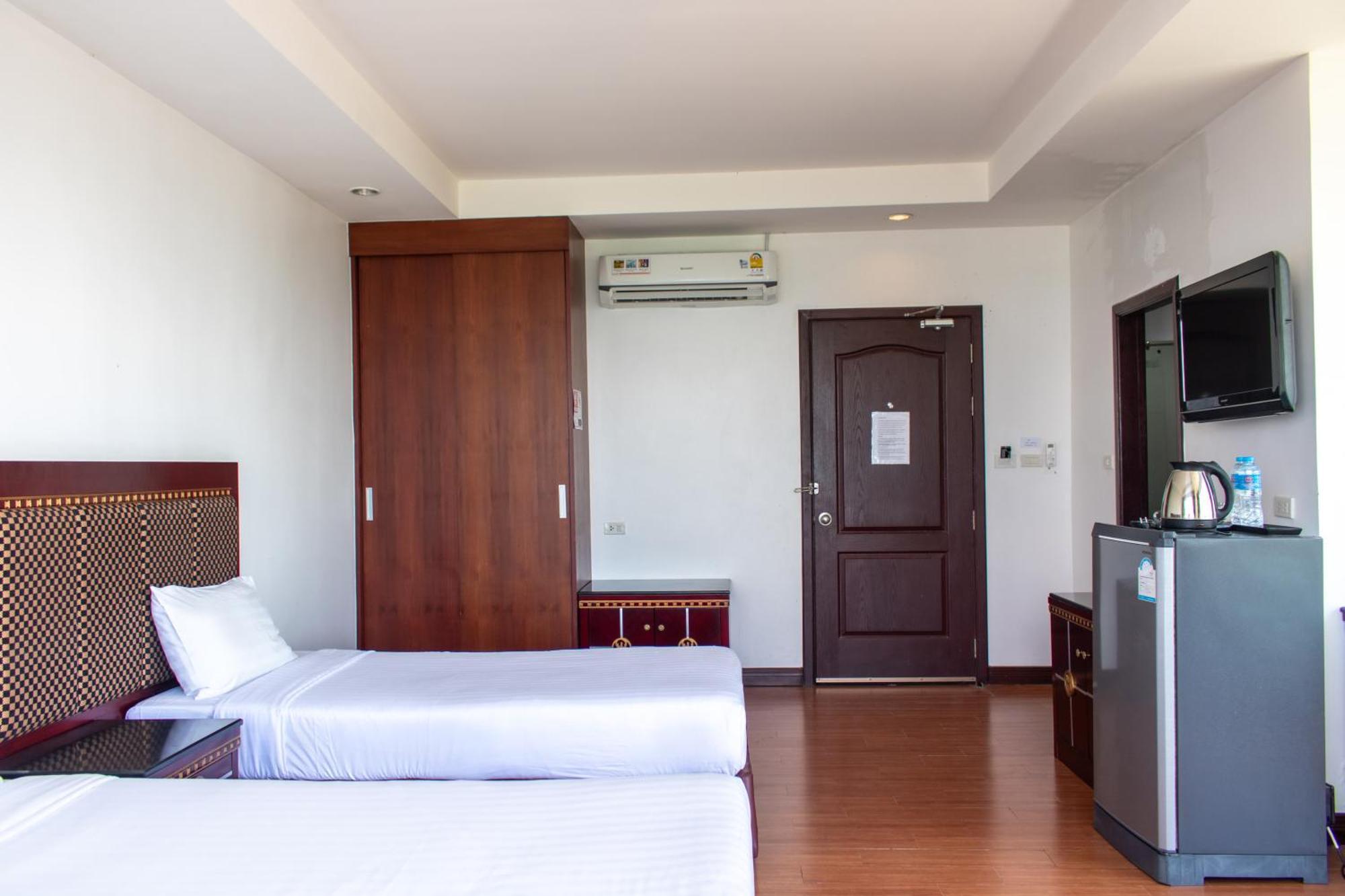 Jomtien Hisotel Bagian luar foto