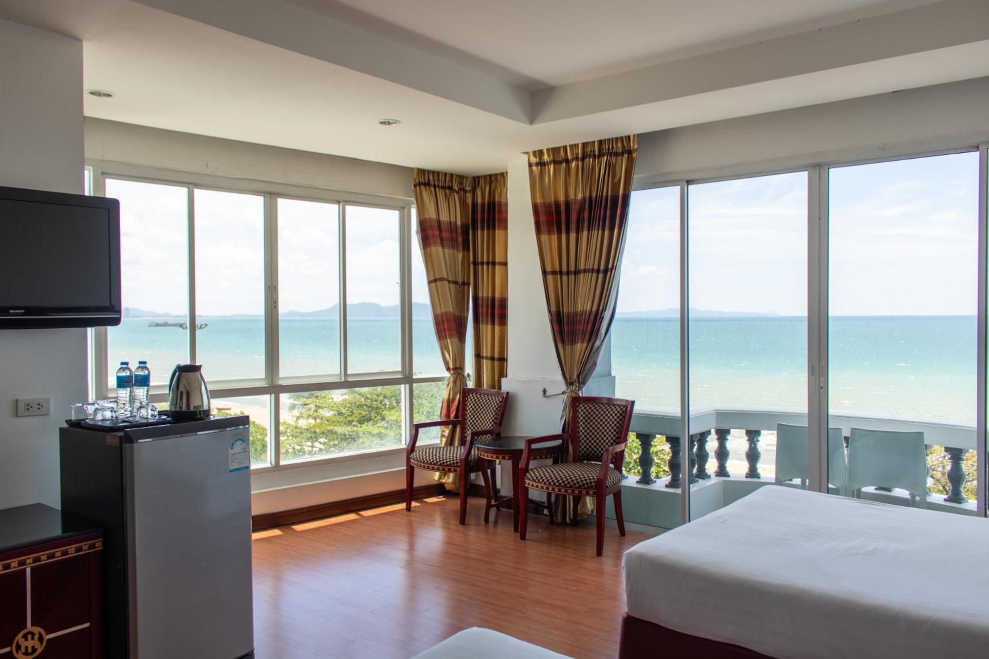 Jomtien Hisotel Bagian luar foto