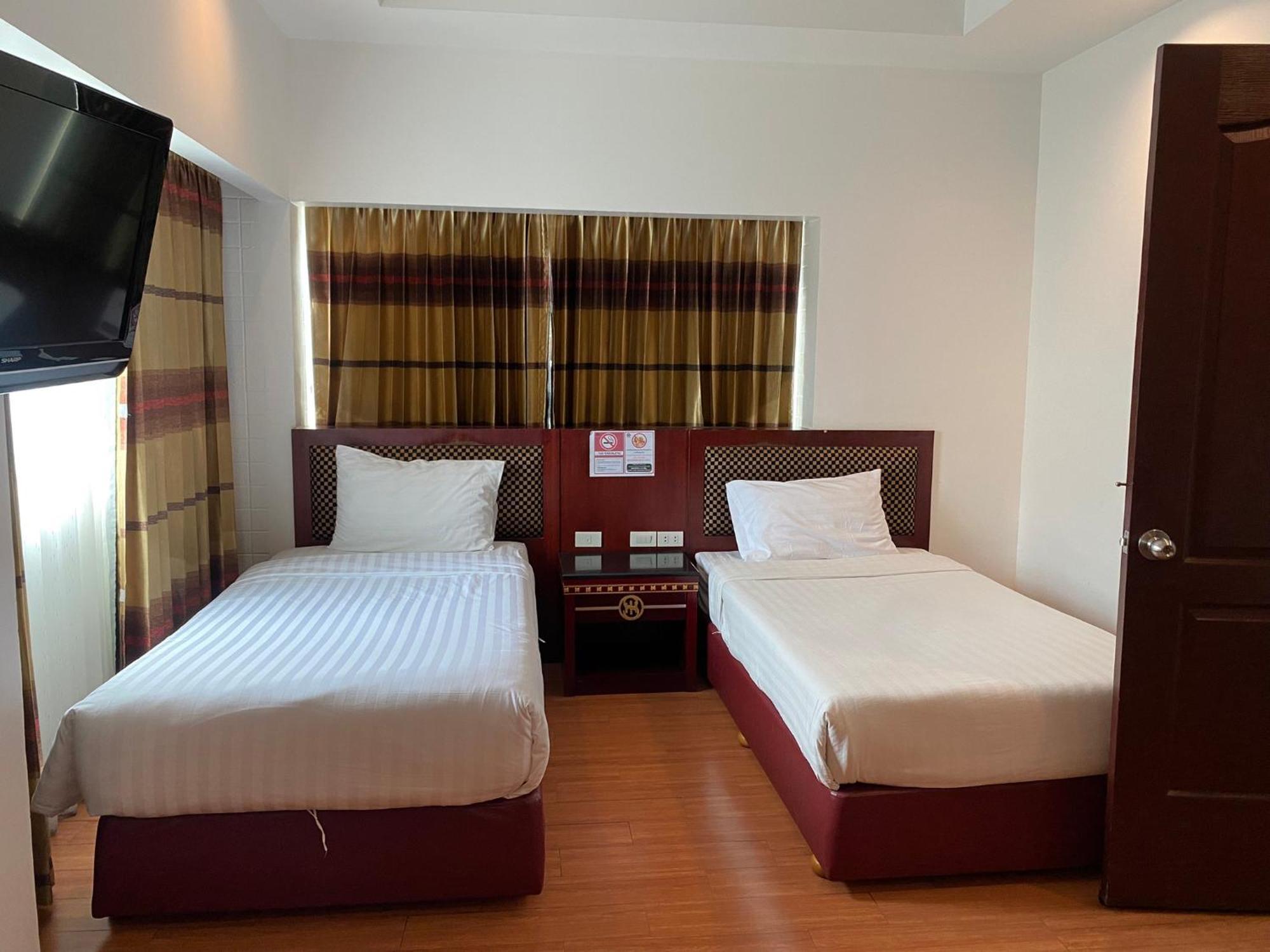 Jomtien Hisotel Bagian luar foto
