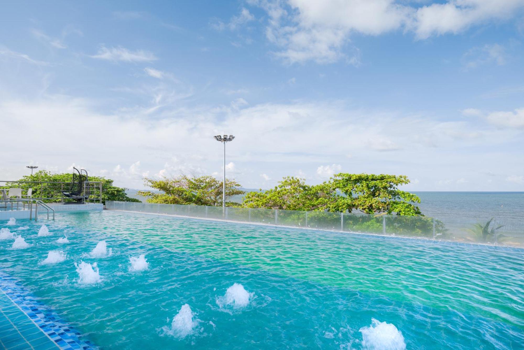 Jomtien Hisotel Bagian luar foto