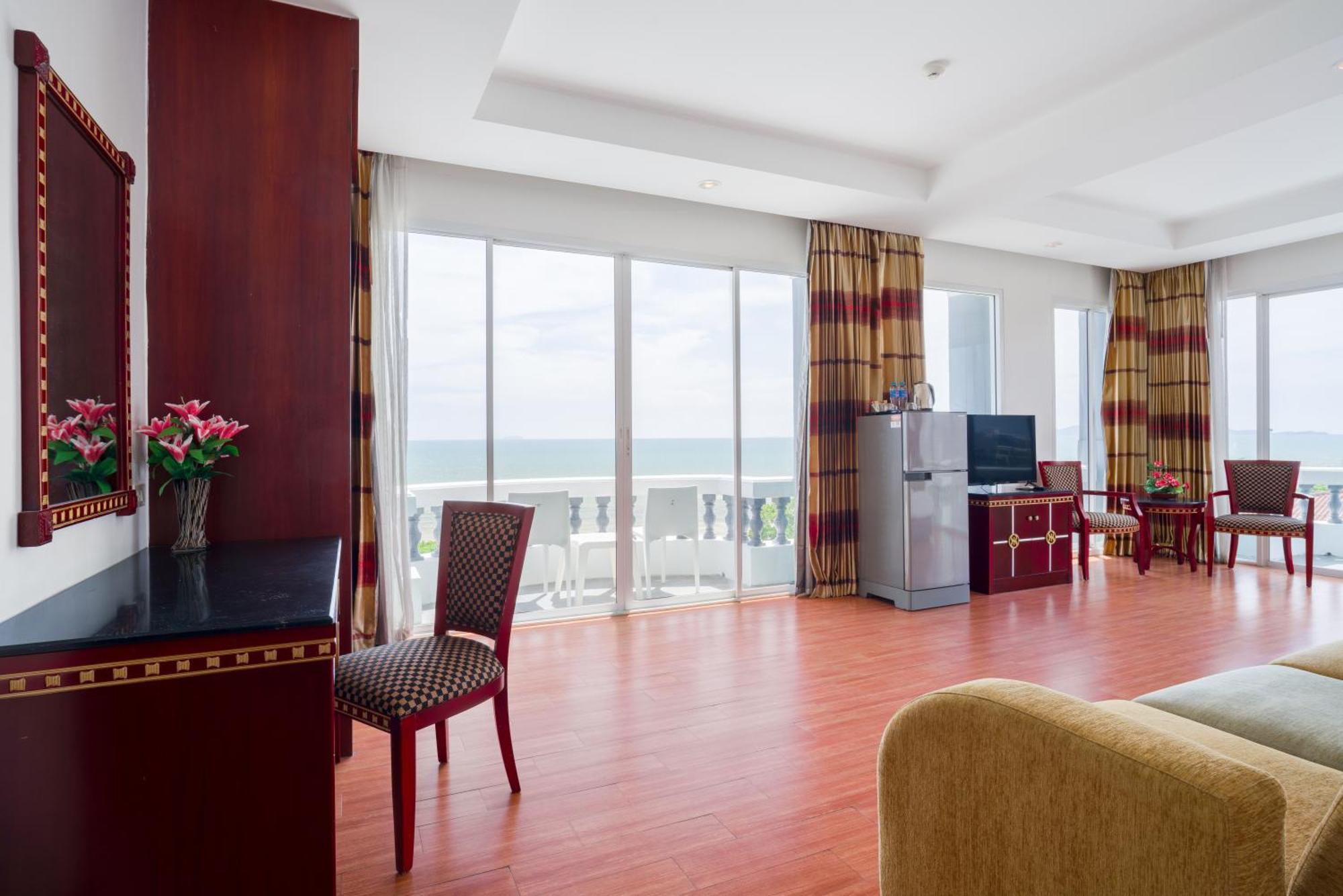 Jomtien Hisotel Ruang foto